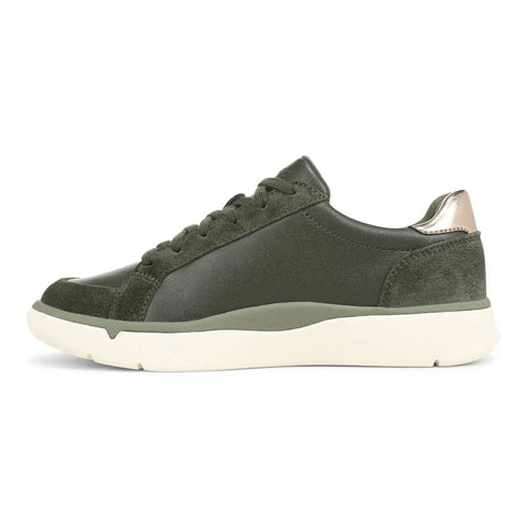 City Walk AXS Sneaker