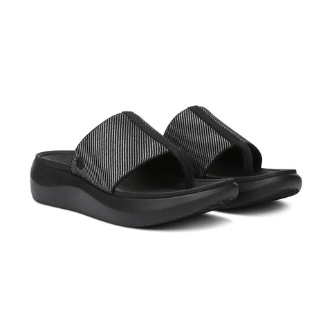 Beach Aqua Platform Toe Post Sandal