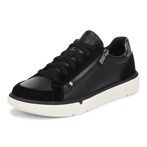 City Walk AXS Sneaker